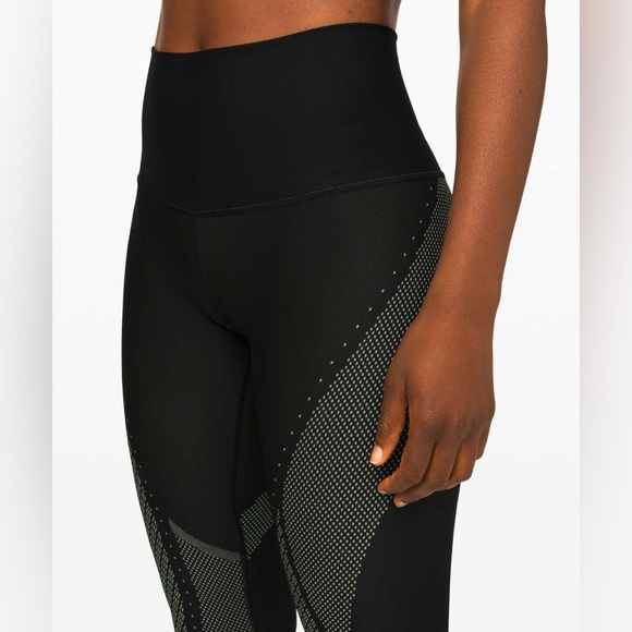 Lululemon Mapped Out High-Rise Tight size 4 - Picture 5 of 9